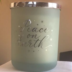 2 Wick Holiday Scented Candle